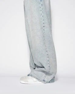 Vital White 18 Vital White -Naked Wolfe Shop 006 WHITE ONMODEL 002