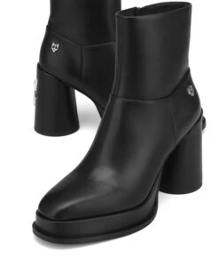 Crush Black Leather -Naked Wolfe Shop CRUSH BLACK 04