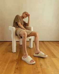 Tommy Stone -Naked Wolfe Shop NWM 9 1