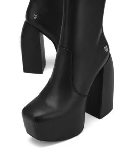 Stylish Black Leather -Naked Wolfe Shop STYLISH BLACK 04