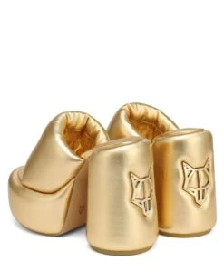 Wow Gold -Naked Wolfe Shop WOW GOLD 03